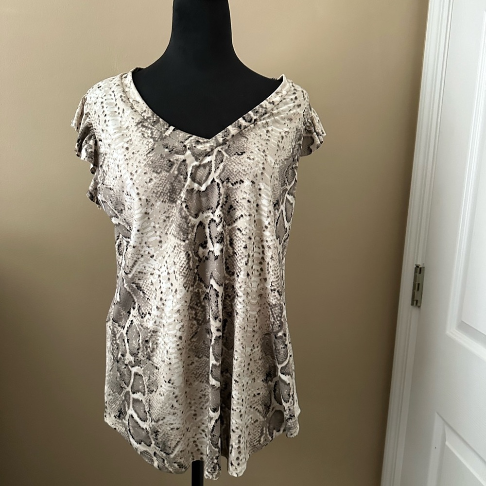 Animal print top with justique large